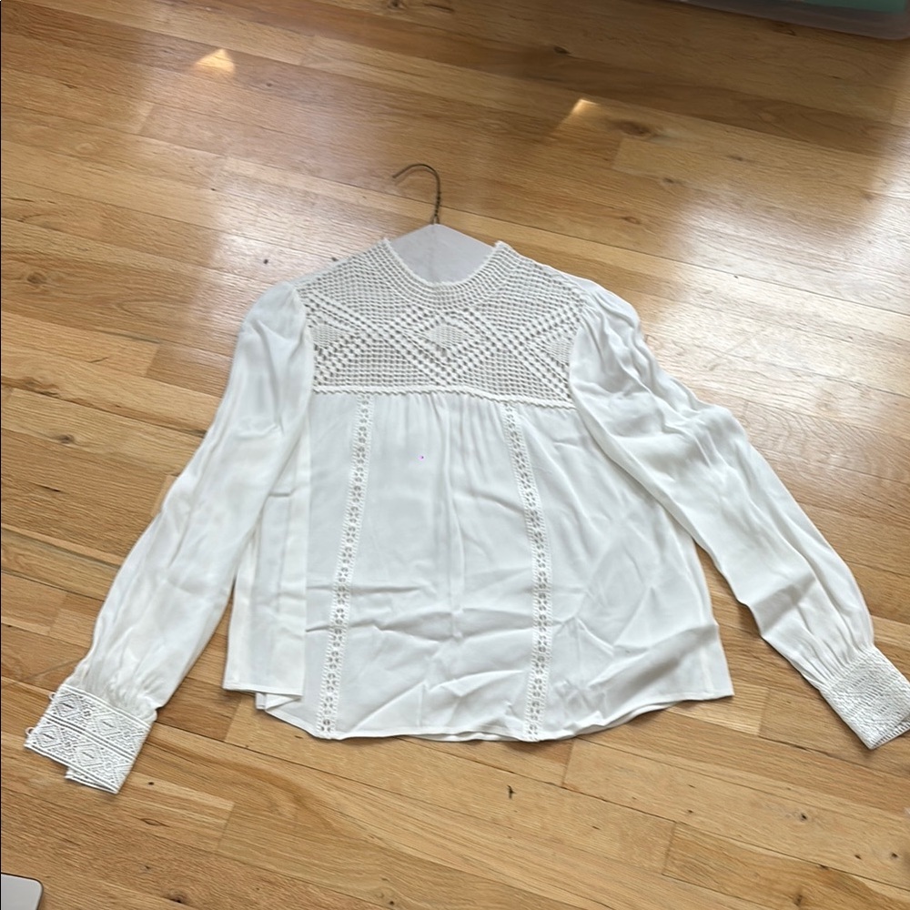 Joie Women’s White Pleated Long Sleeve Blouse Size M